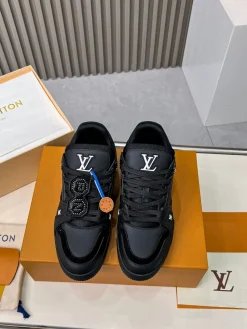 Alternative view of LV Sneakers Leather Black EU35-45 C00202609111675