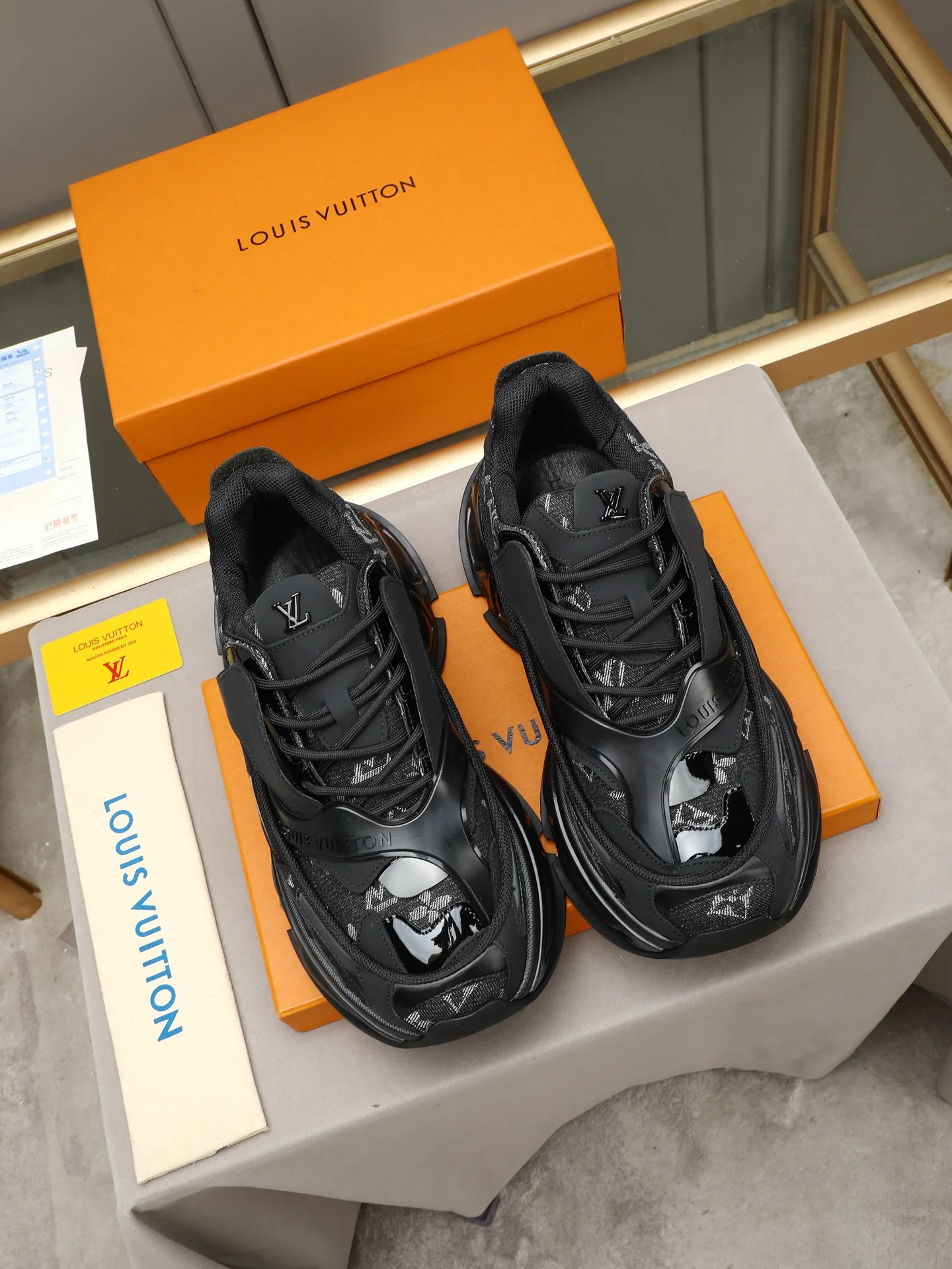 LV Sneakers Leather Black-Gray EU39-44 C50202609110699 - Image 8