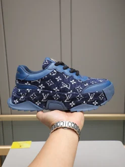 LV Sneakers Leather Blue-White EU39-44 B90202609110728