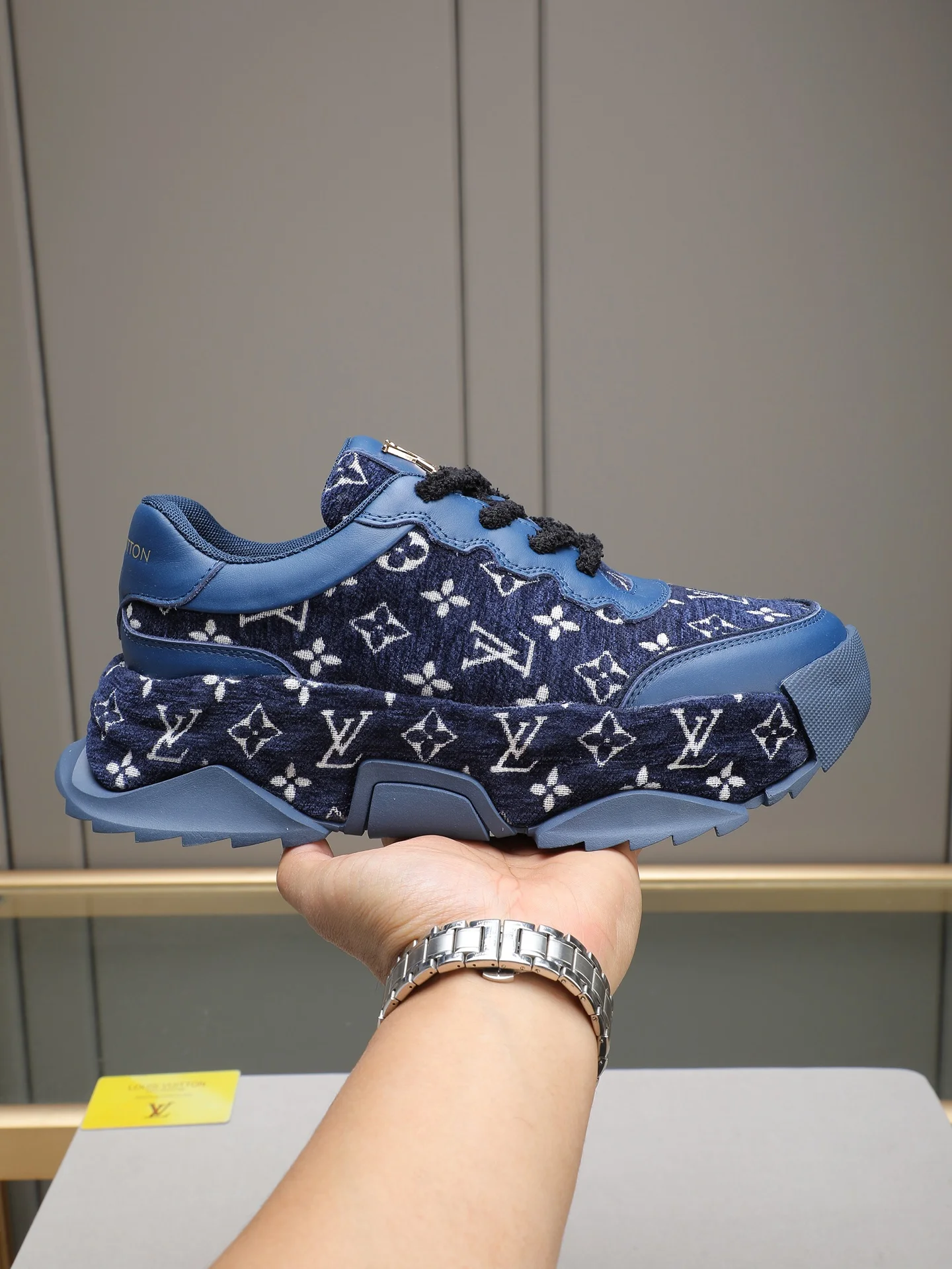 LV Sneakers Leather Blue-White EU39-44 B90202609110728