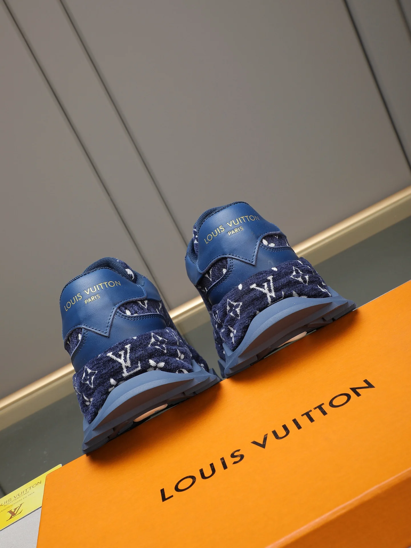 LV Sneakers Leather Blue-White EU39-44 B90202609110728 - Image 5