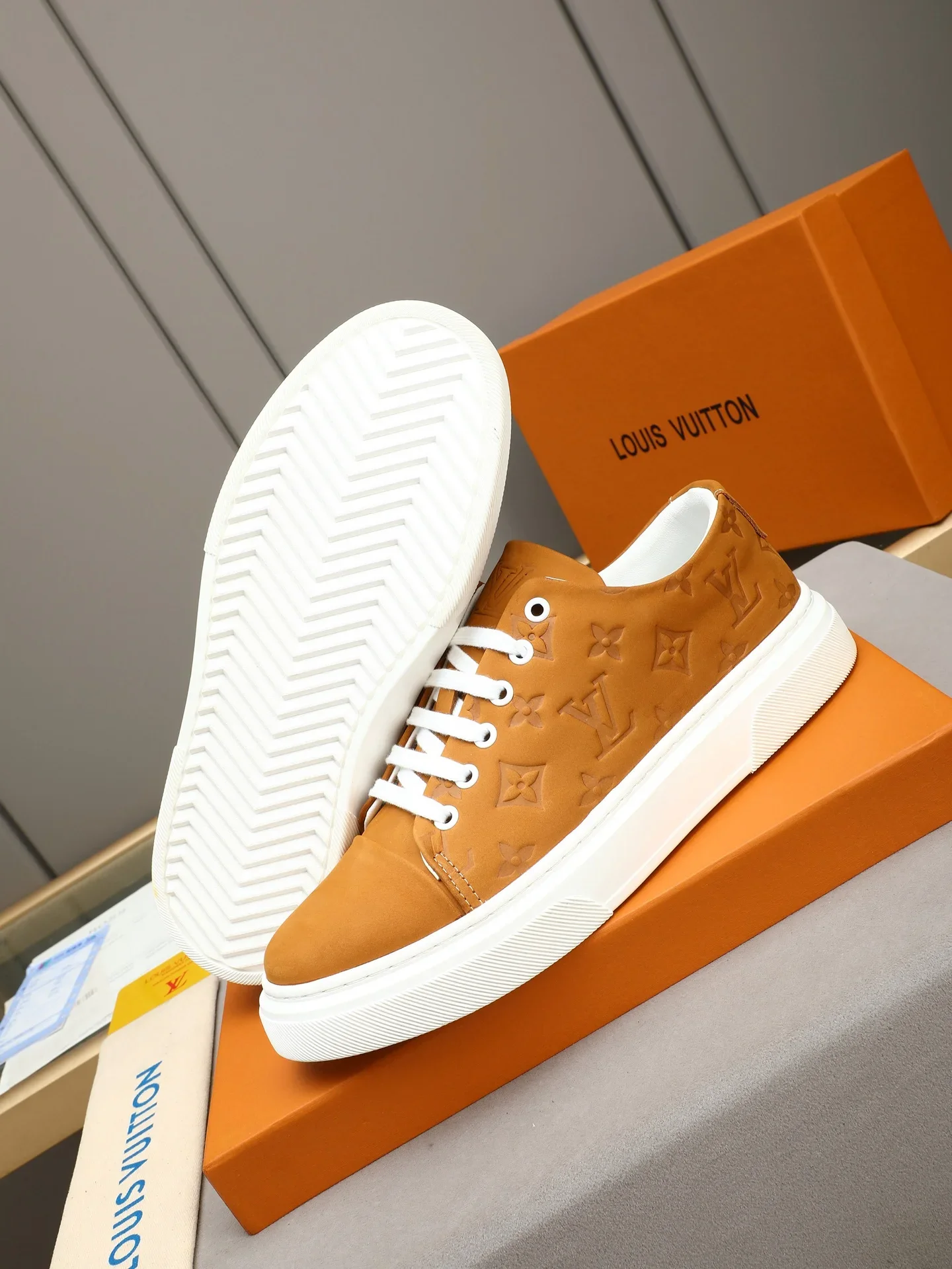 LV Sneakers Leather Brown-White EU38-44 B20202609112020 - Image 3