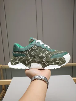 LV Sneakers Leather Green-White EU39-44 B90202609110725