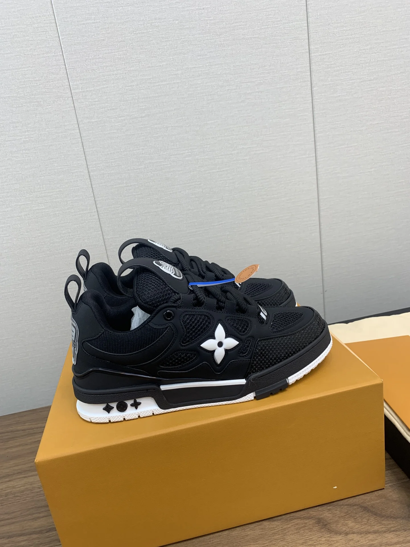 LV Sneakers Leather Mesh Black-White EU35-45 C00202609111643 - Image 9