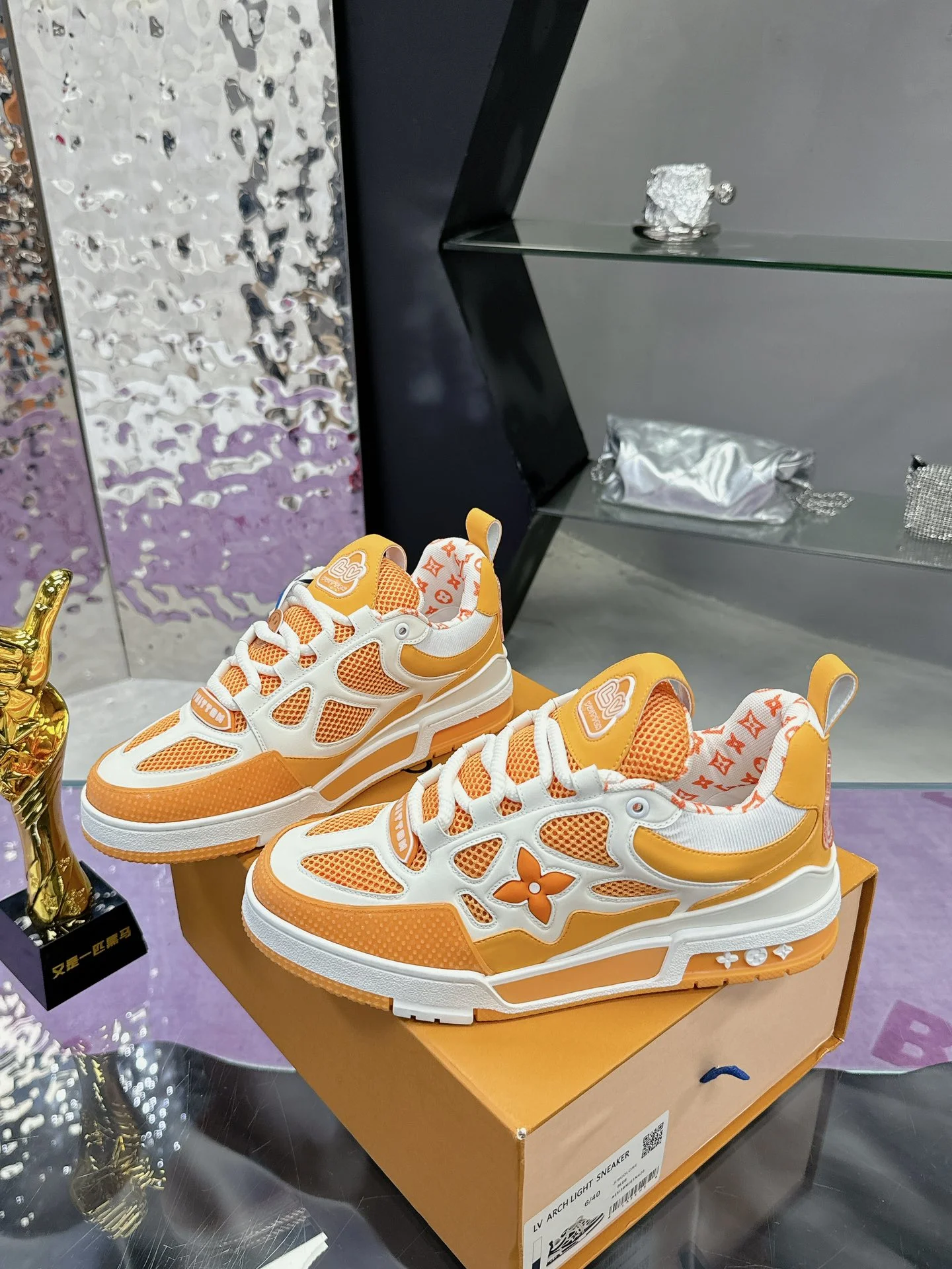LV Sneakers Leather Mesh Orange-White EU35-44 C00202609111652 - Image 4