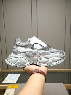 LV Sneakers Leather Silver-Gray EU38-45 C50202609110698
