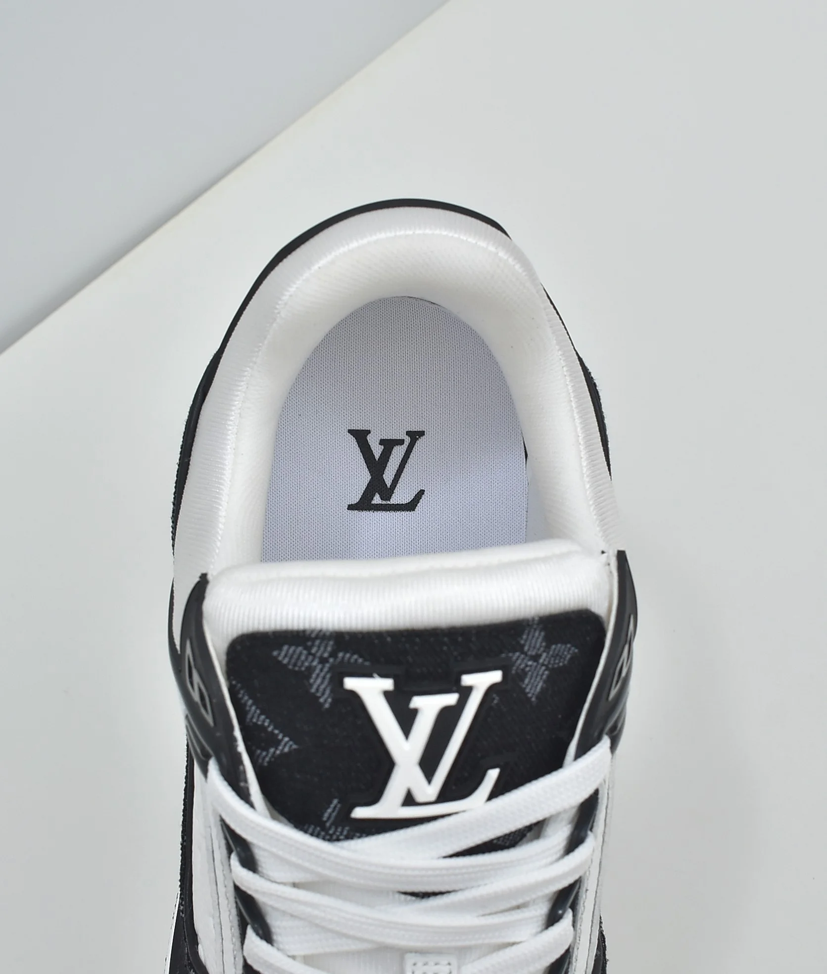 LV Sneakers Leather White-Black EU35-46 B80202609111587 - Image 2