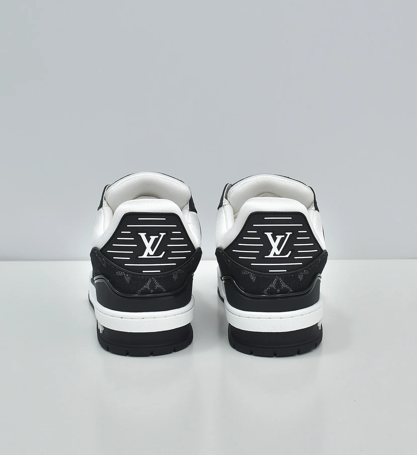 LV Sneakers Leather White-Black EU35-46 B80202609111587 - Image 7
