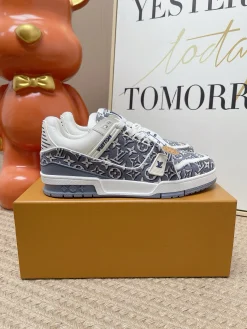 Alternative view of LV Sneakers Leather White-Blue EU35-46 C20202609111631