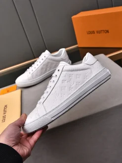 Alternative view of LV Sneakers Leather White EU38-44 B00202609112016