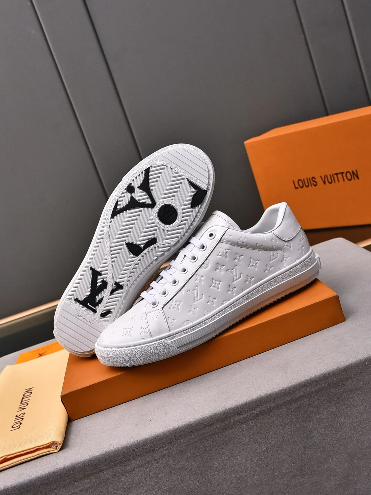 LV Sneakers Leather White EU38-44 B00202609112016 - Image 3