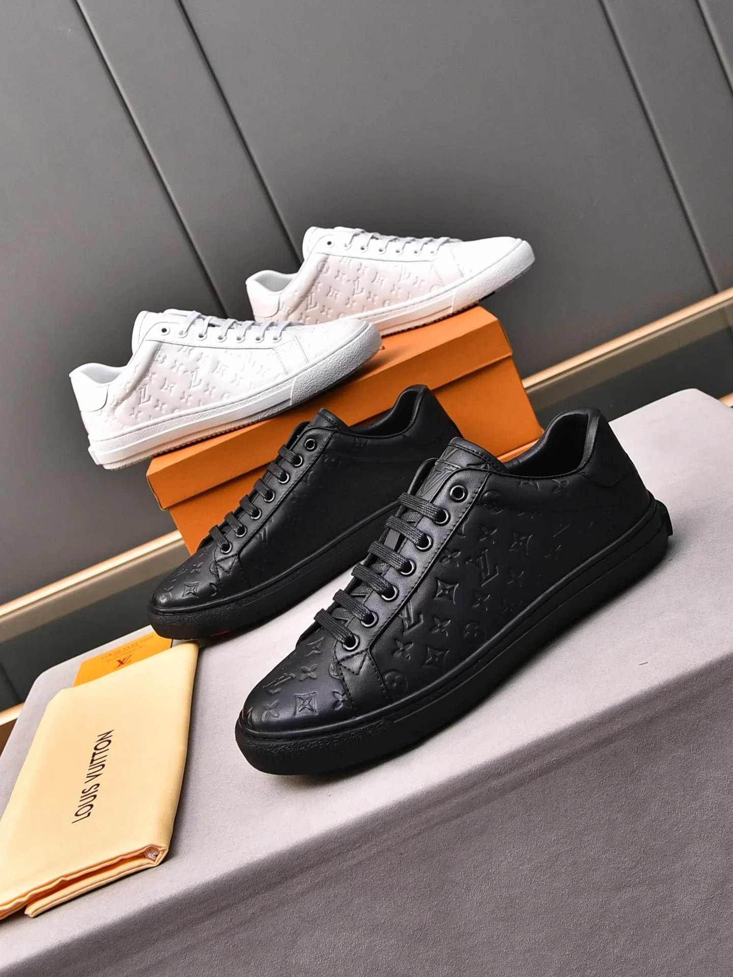 LV Sneakers Leather White EU38-44 B00202609112016 - Image 9