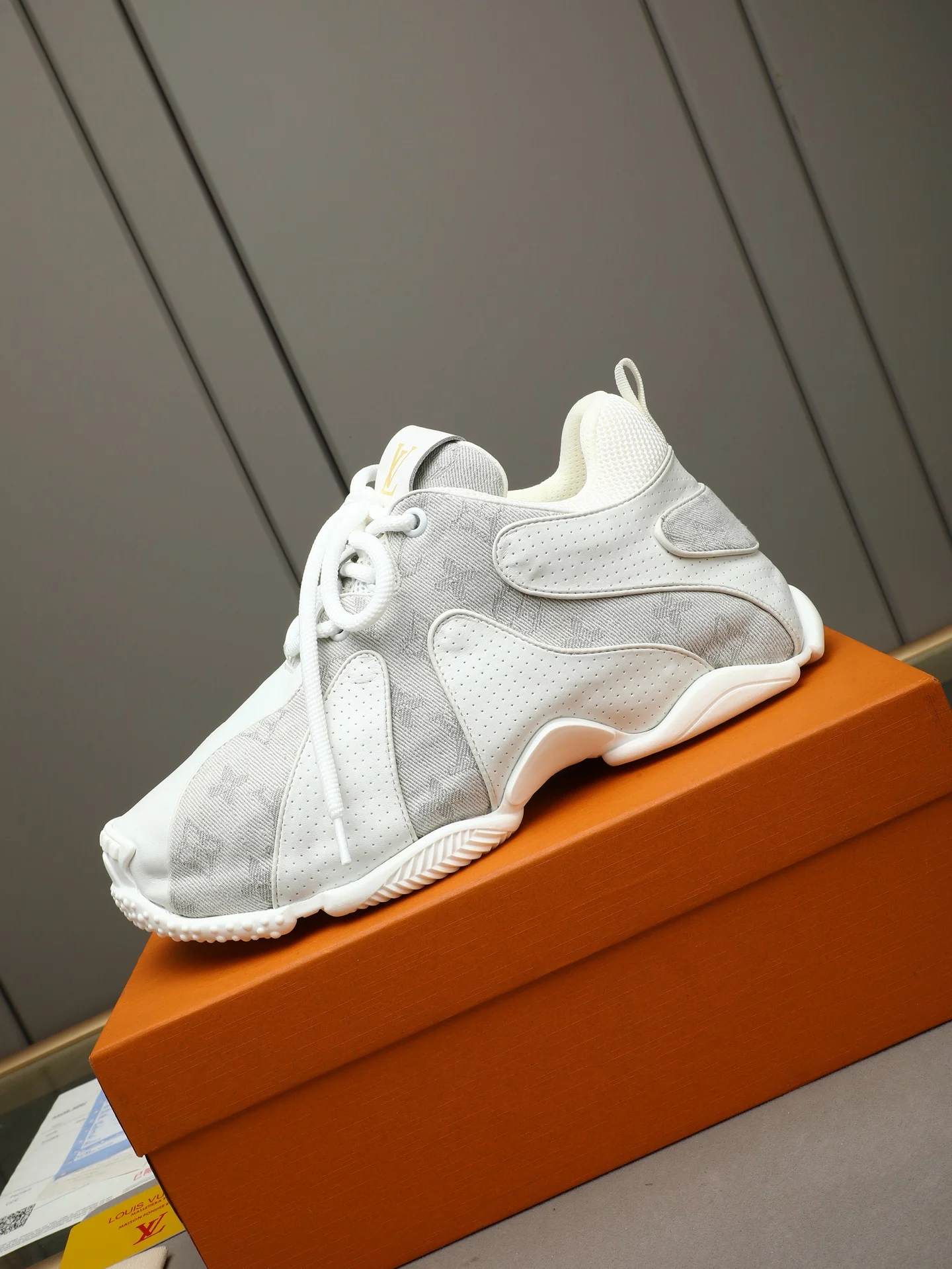 LV Sneakers Leather White-Gray EU39-44 B90202609110691 - Image 6