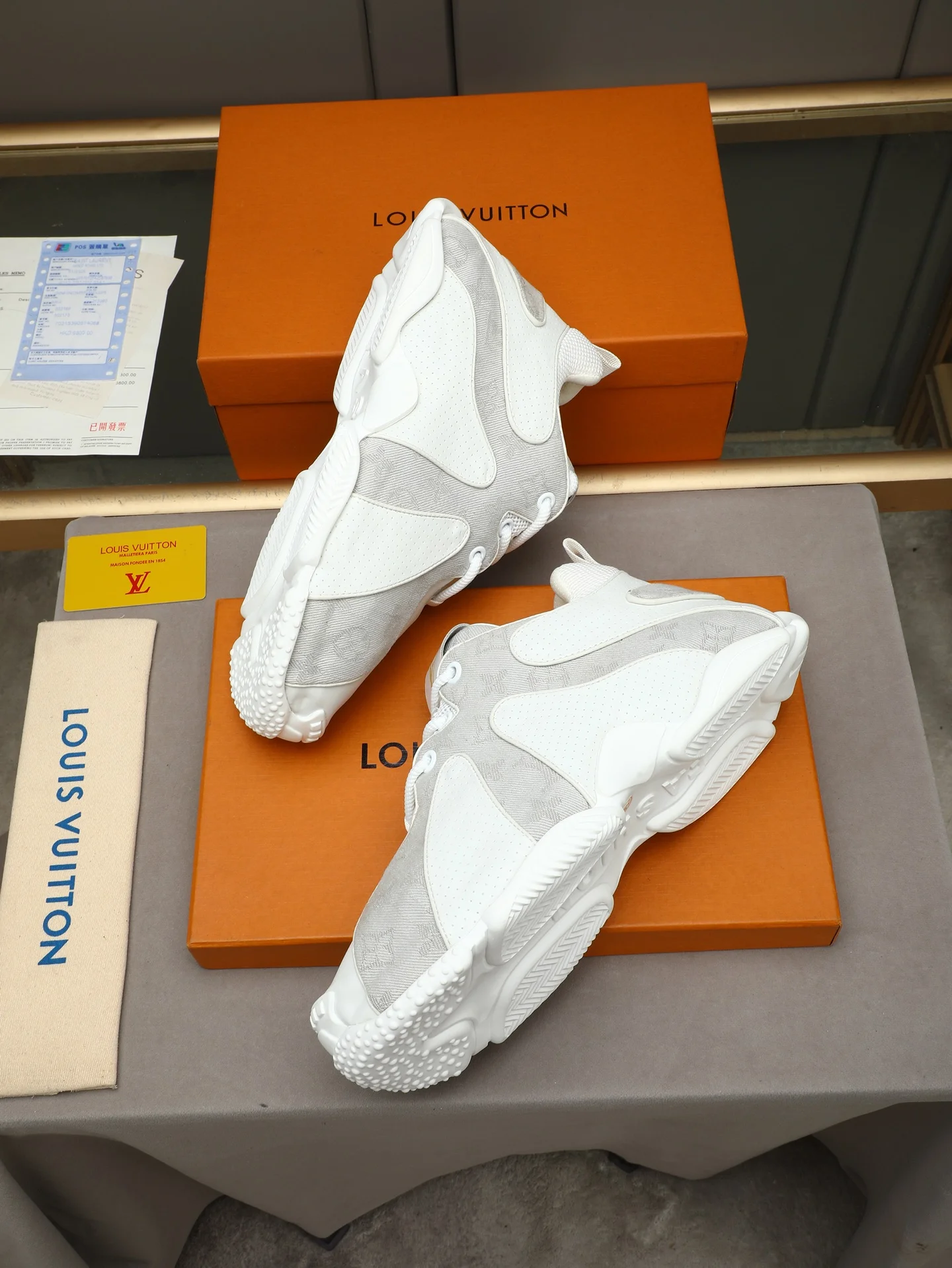 LV Sneakers Leather White-Gray EU39-44 B90202609110691 - Image 7