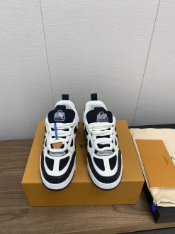 LV Sneakers Leather and Mesh White-Black EU35-45 C00202609111640