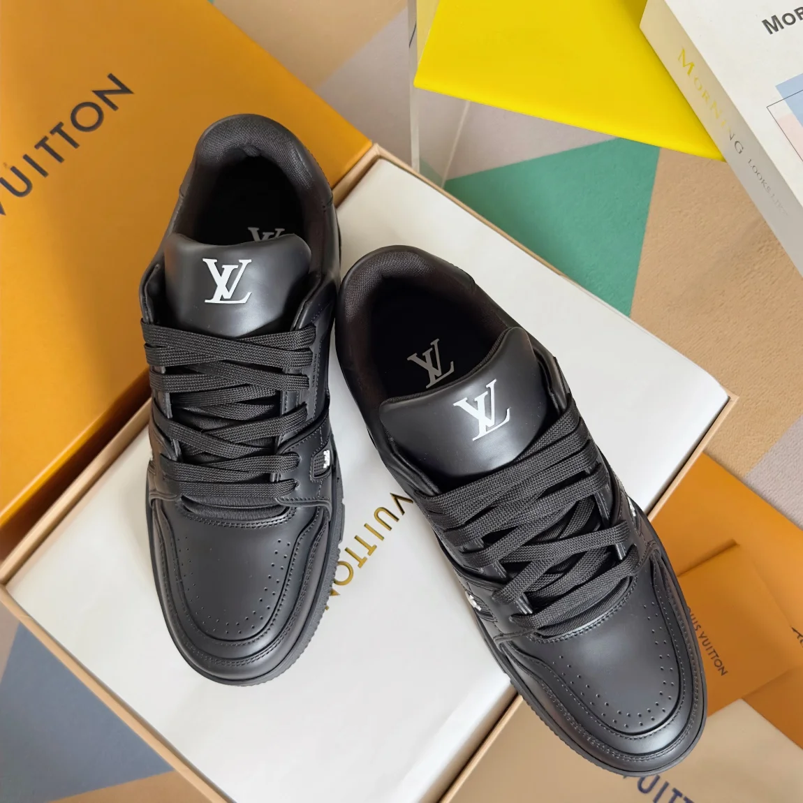 LV Sneakers Mesh Fabric Black-White EU34-44 C00202609111621