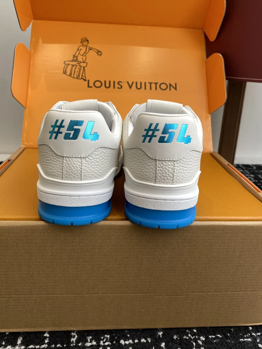 LV Sneakers Mesh White-Blue EU34-46 C00202609111612 - Image 8