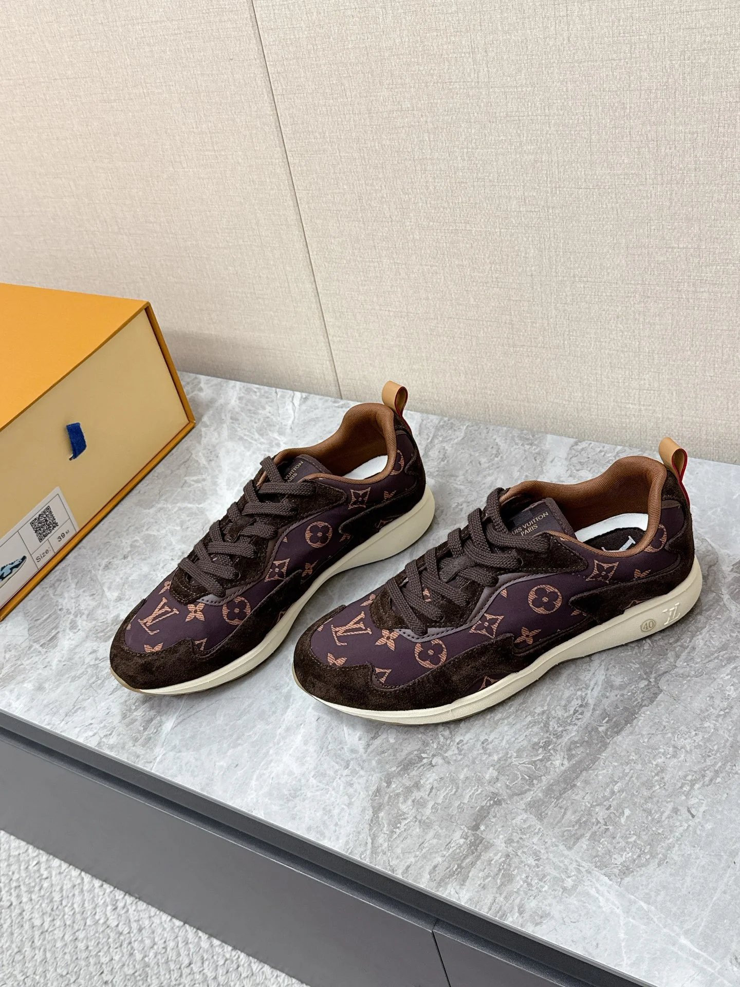 LV Sneakers Nylon Suede Brown-Beige EU39-45 C30202609111368 - Image 2