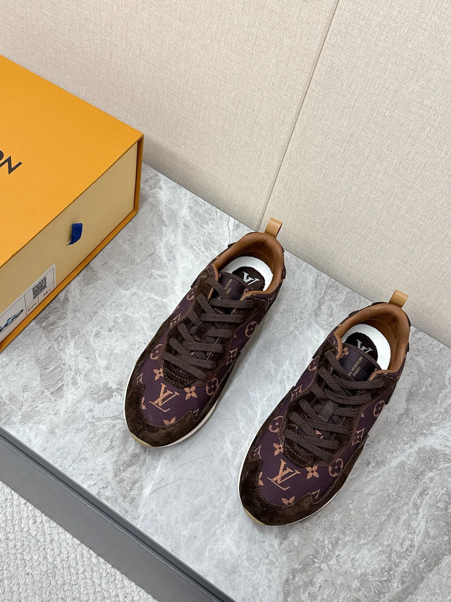 LV Sneakers Nylon Suede Brown-Beige EU39-45 C30202609111368 - Image 3