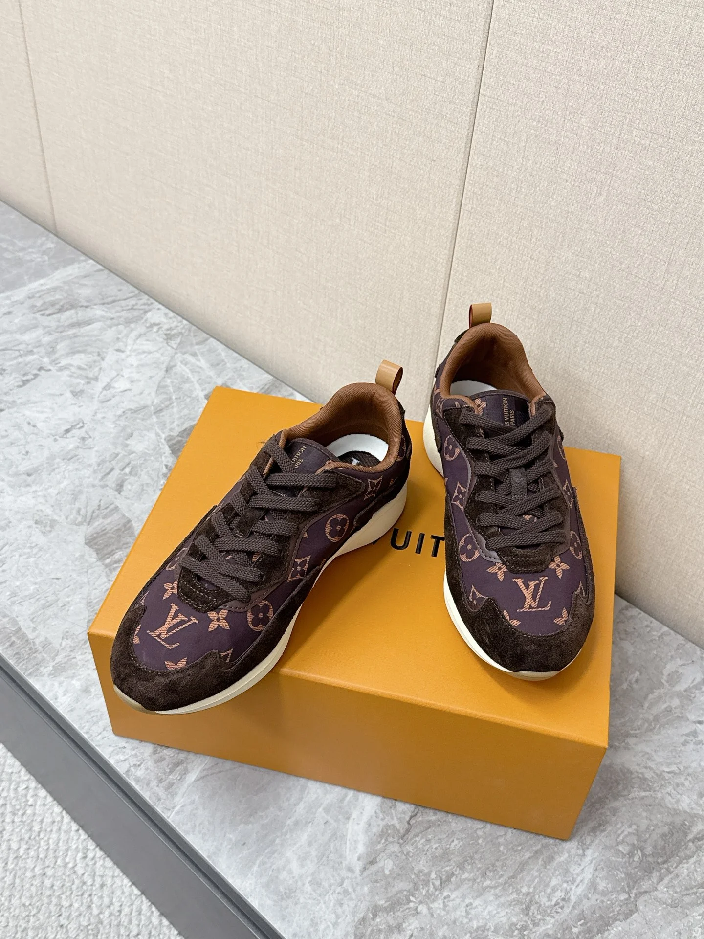 LV Sneakers Nylon Suede Brown-Beige EU39-45 C30202609111368 - Image 5