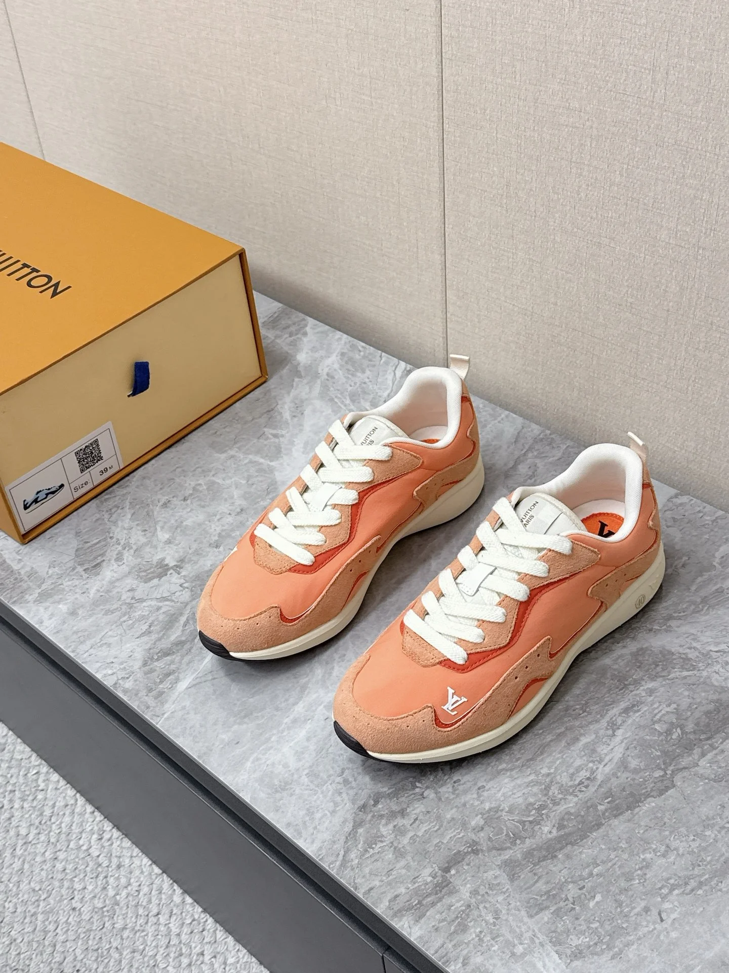 LV Sneakers Nylon Suede Orange-White EU39-45 C30202609111371