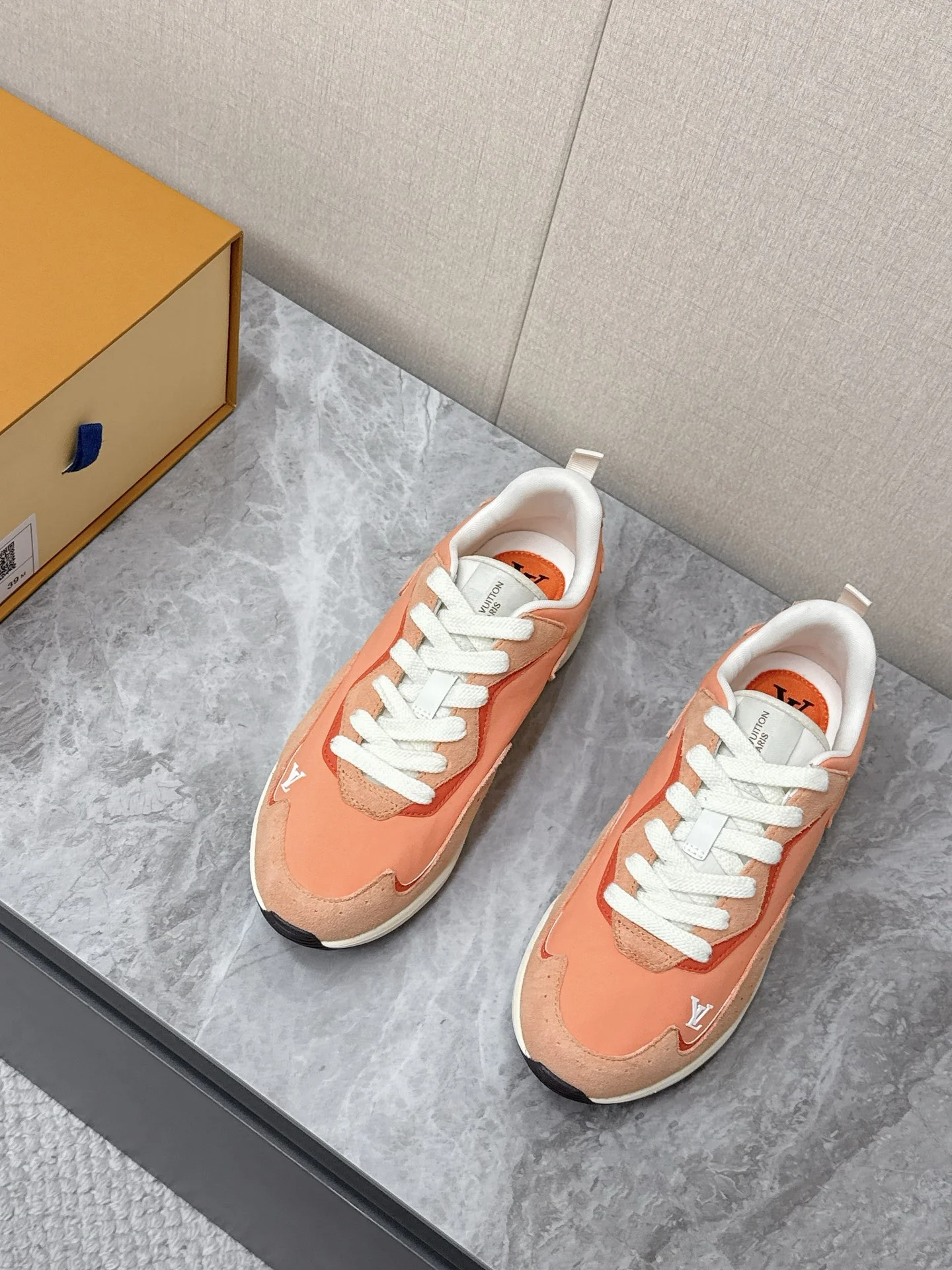 LV Sneakers Nylon Suede Orange-White EU39-45 C30202609111371 - Image 3