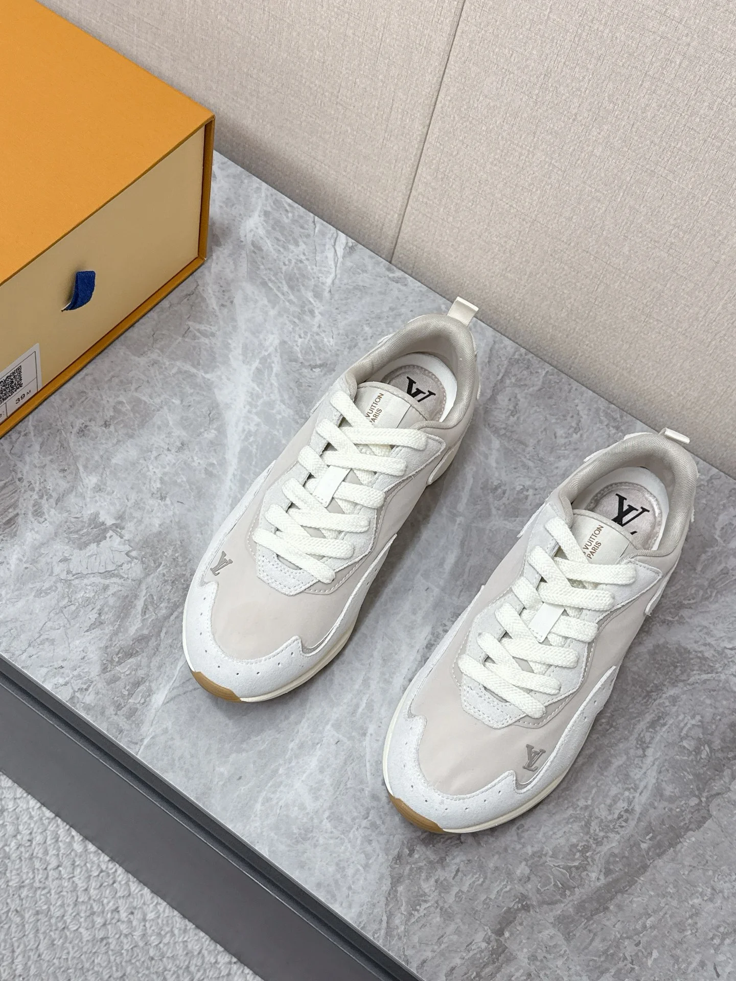 LV Sneakers Nylon Suede White-Brown EU39-45 C30202609111370 - Image 3