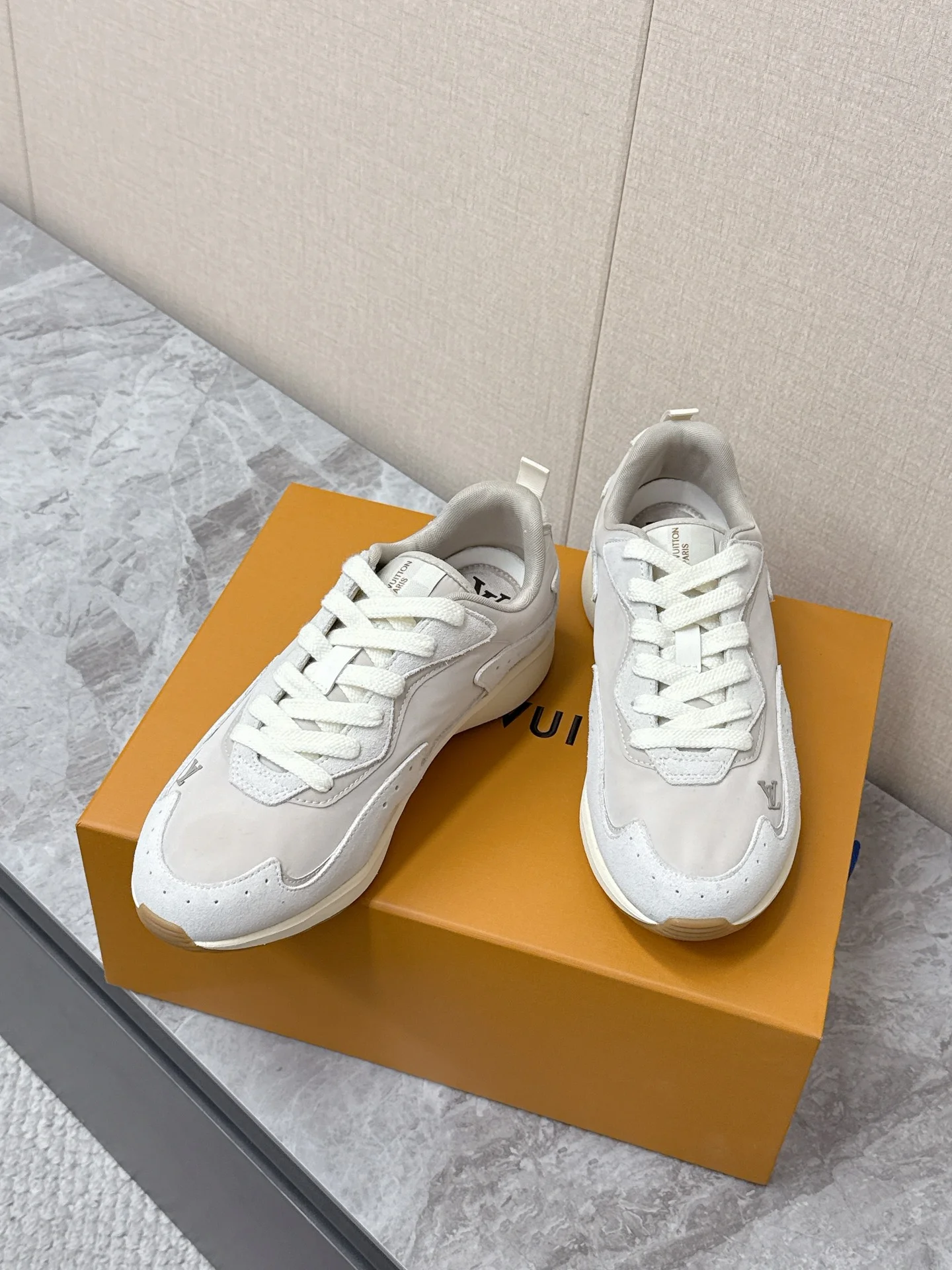 LV Sneakers Nylon Suede White-Brown EU39-45 C30202609111370 - Image 5