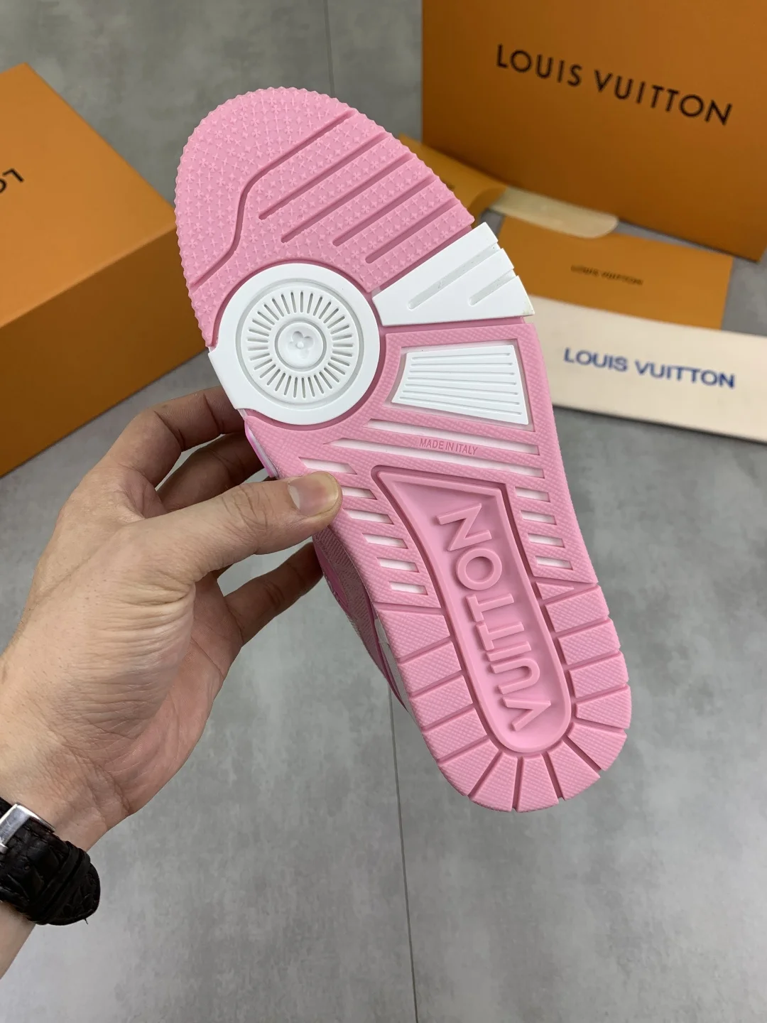 LV Sneakers Pink-White B80202609111687 - Image 8