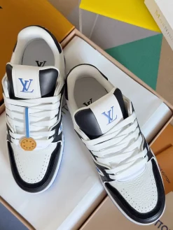 LV Sneakers White-Black C00202609111618