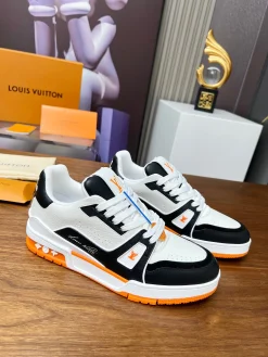 LV Sneakers White-Black-Orange C00202609111628