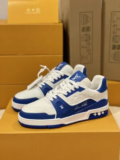 Alternative view of LV Sneakers White-Blue C00202609111601