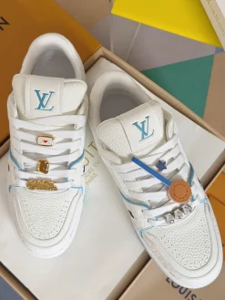 LV Sneakers White-Blue C00202609111619