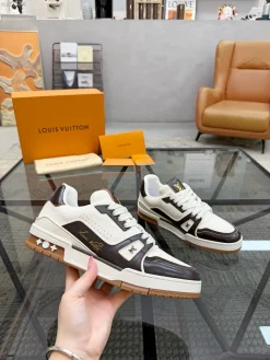 Alternative view of LV Sneakers White-Brown C00202609111603
