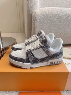 Alternative view of LV Sneakers White-Gray EU35-44 B80202609111672
