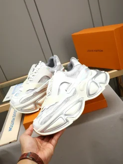 Alternative view of LV Sneakers White-Silver C50202609110696