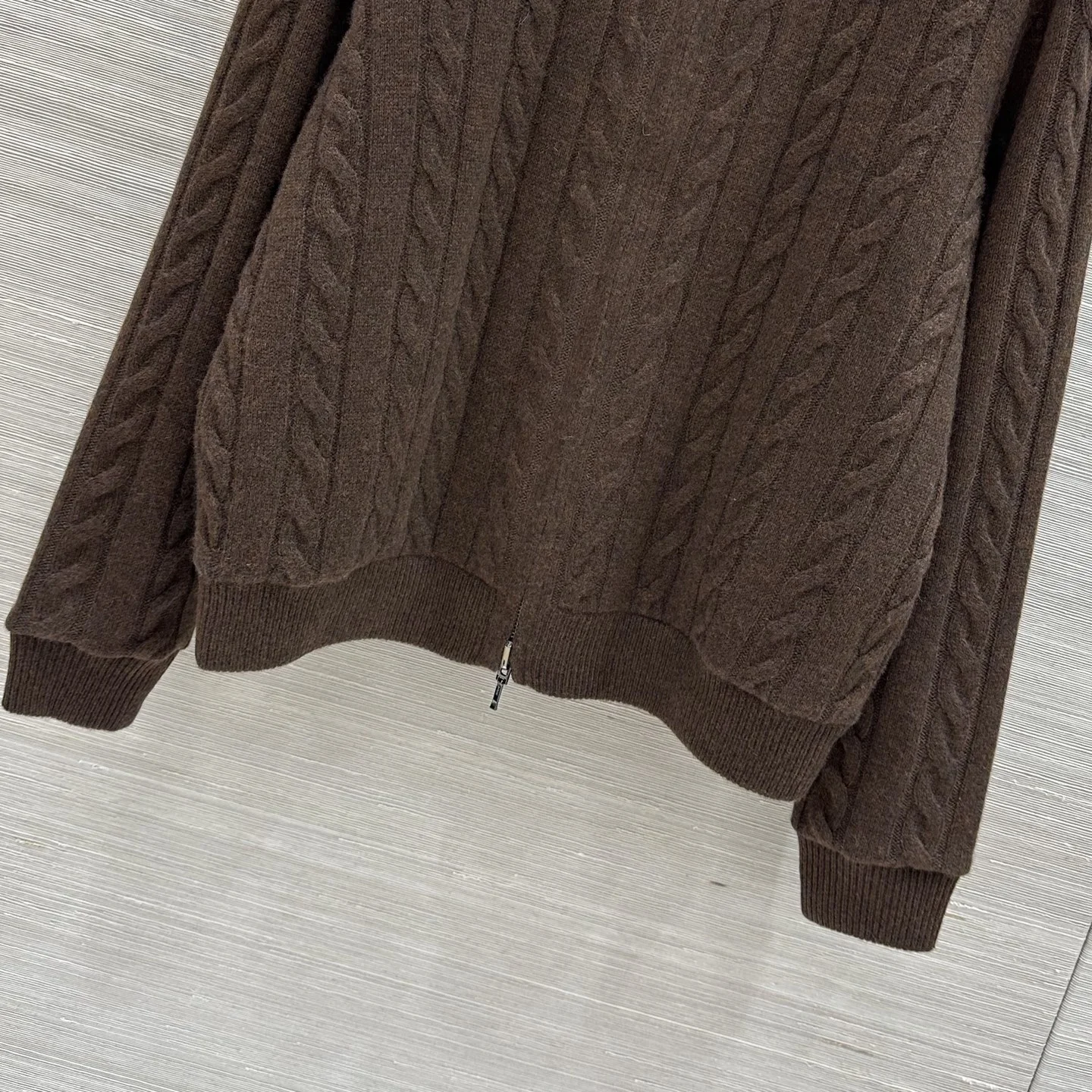 LV Sweaters Cashmere Brown S-L C15202609061210 - Image 4