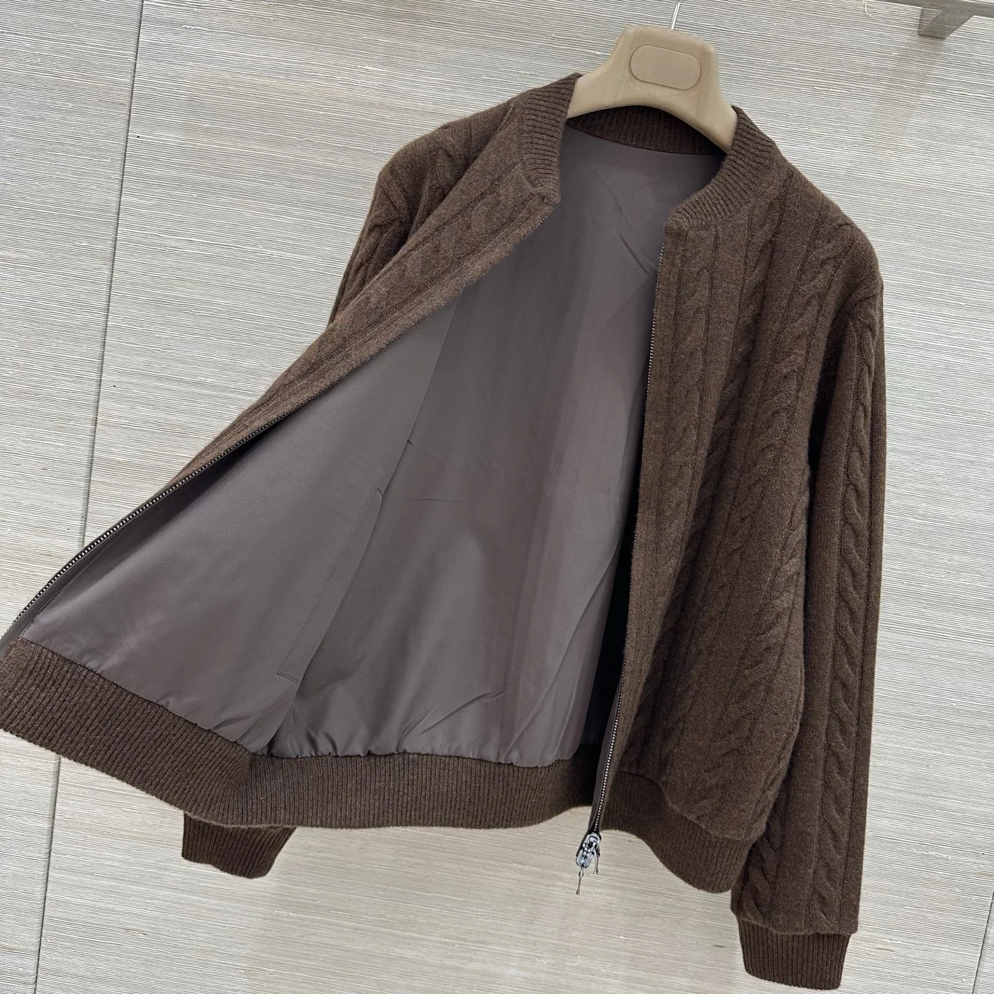 LV Sweaters Cashmere Brown S-L C15202609061210 - Image 6