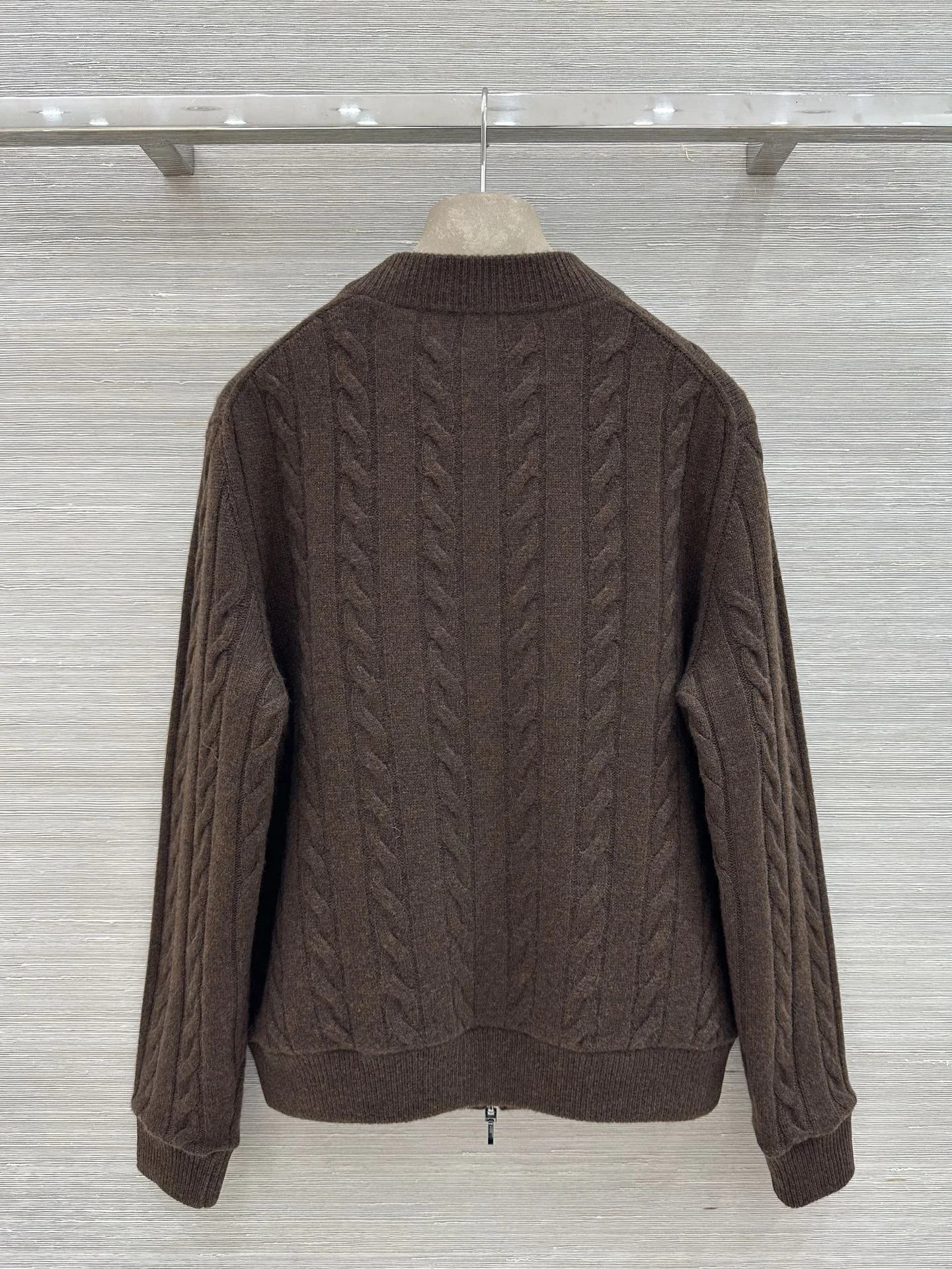 LV Sweaters Cashmere Brown S-L C15202609061210 - Image 9