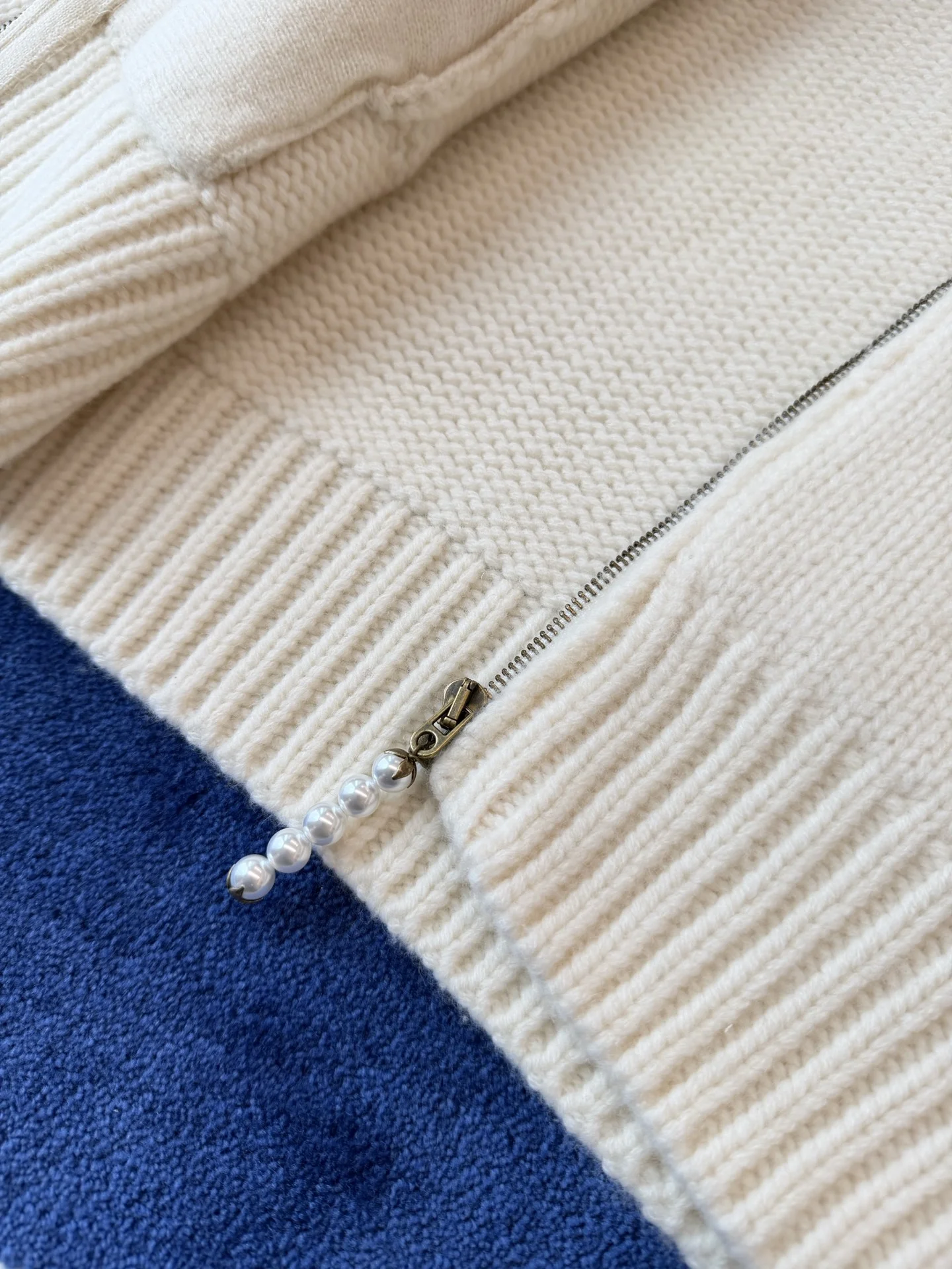 LV Sweaters Cream-Green S-L E95202609060031 - Image 5