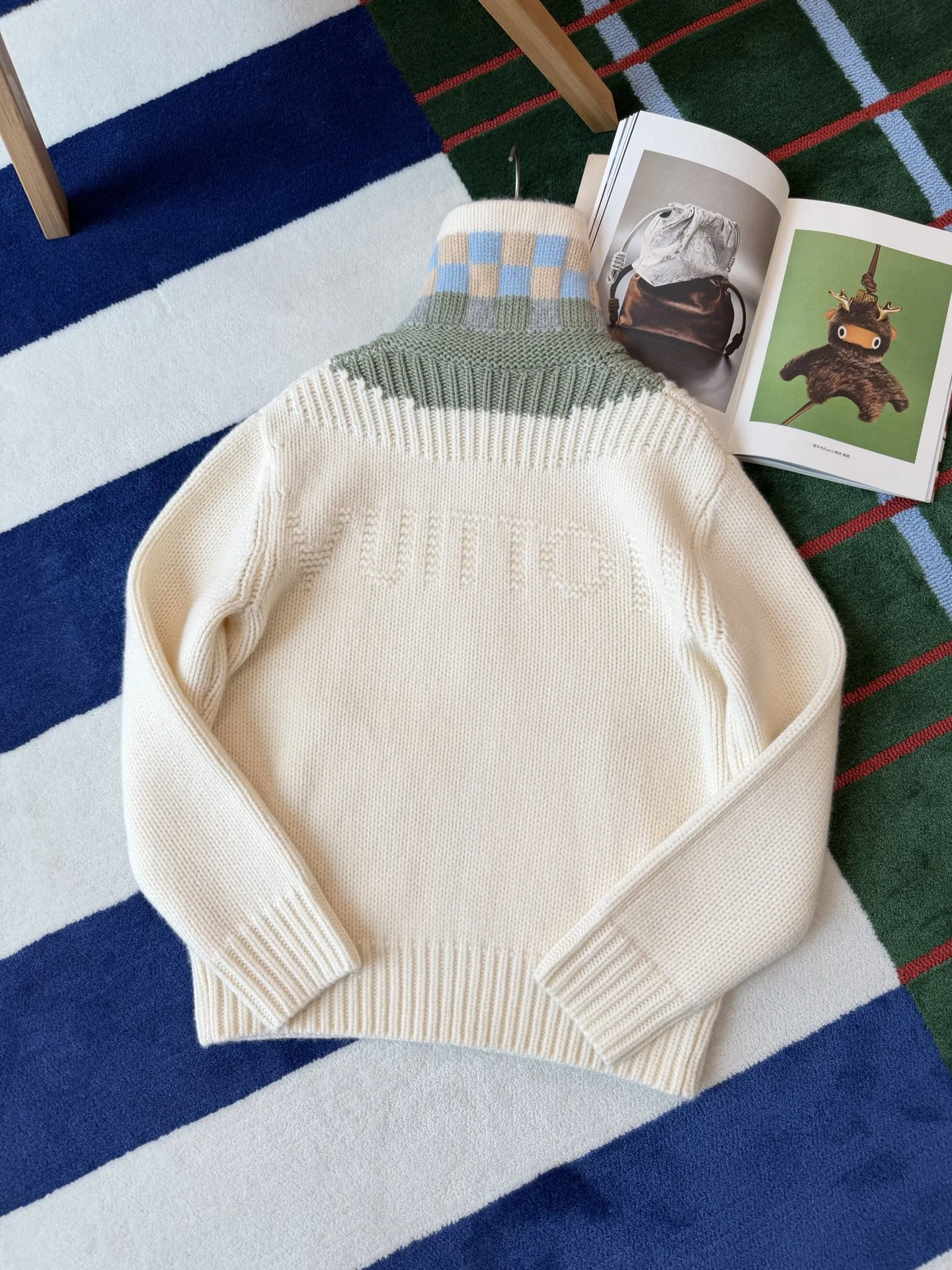 LV Sweaters Cream-Green S-L E95202609060031 - Image 6