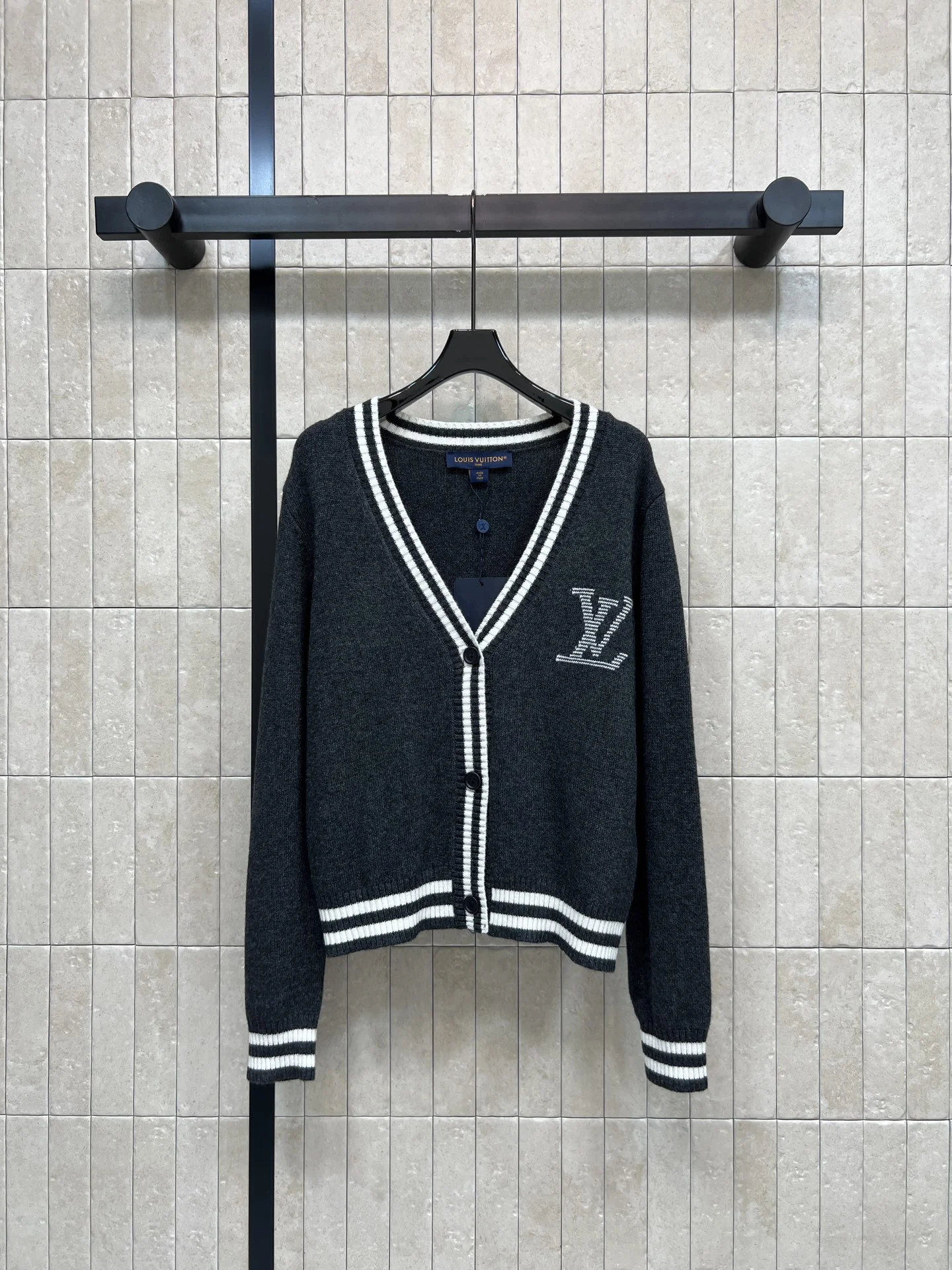 LV Sweaters Dark Gray-Navy Blue S-L B00202609060009 - Image 5
