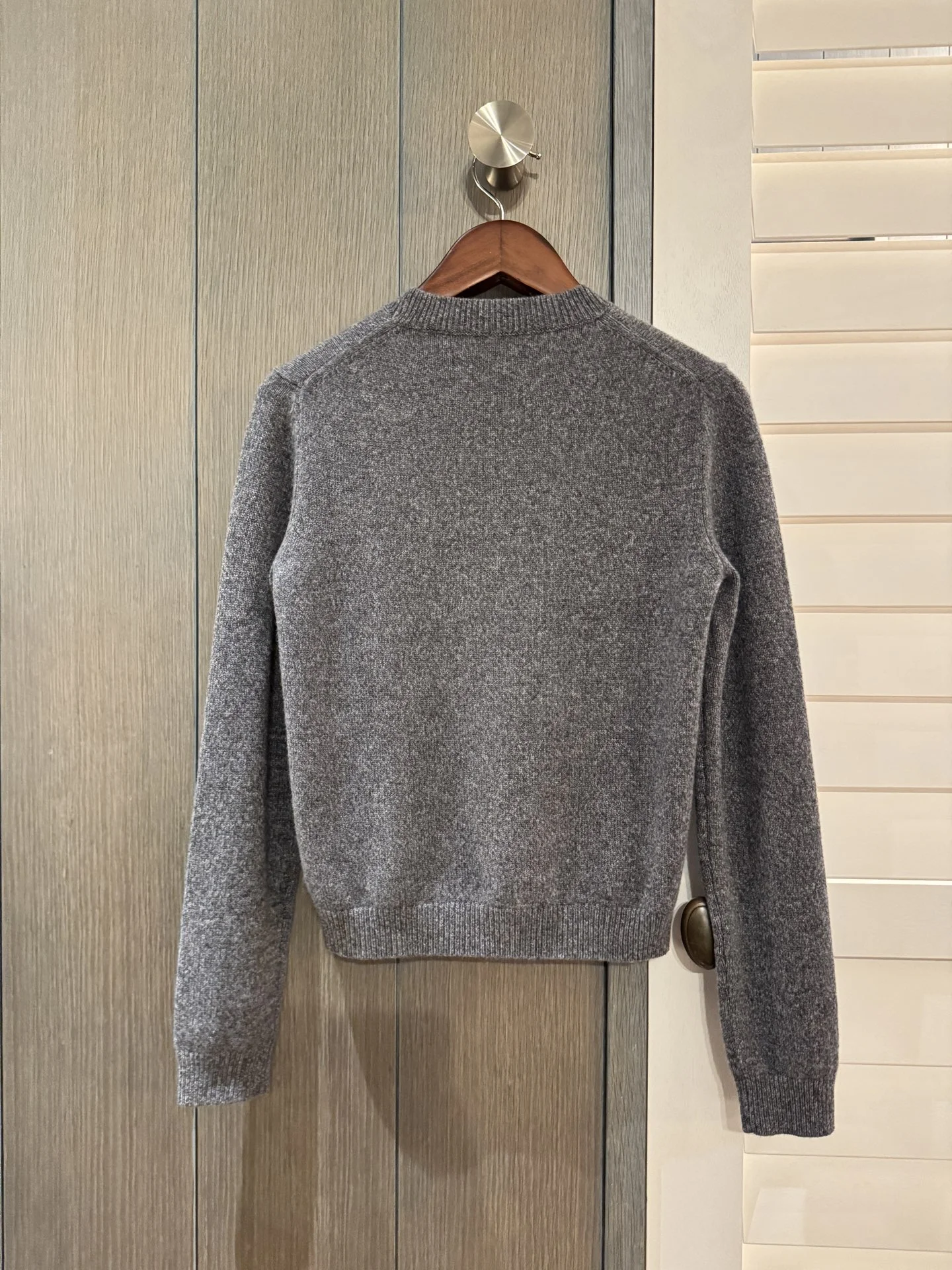 LV Sweaters Grey S-L C95202609060040 - Image 4