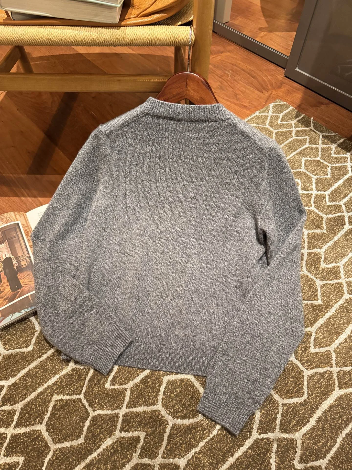 LV Sweaters Grey S-L C95202609060040 - Image 5