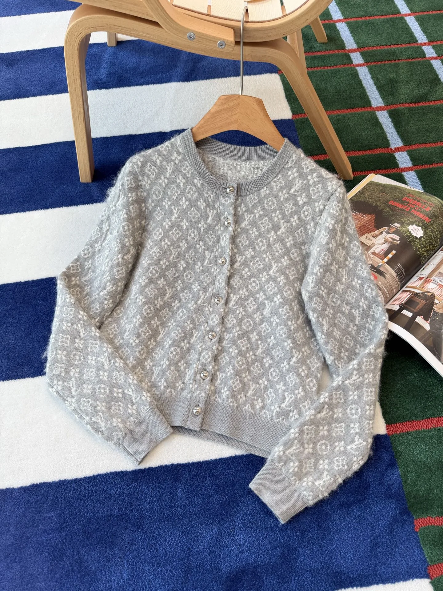 LV Sweaters Jacquard Knit Grey-White S-M-L D25202609060033