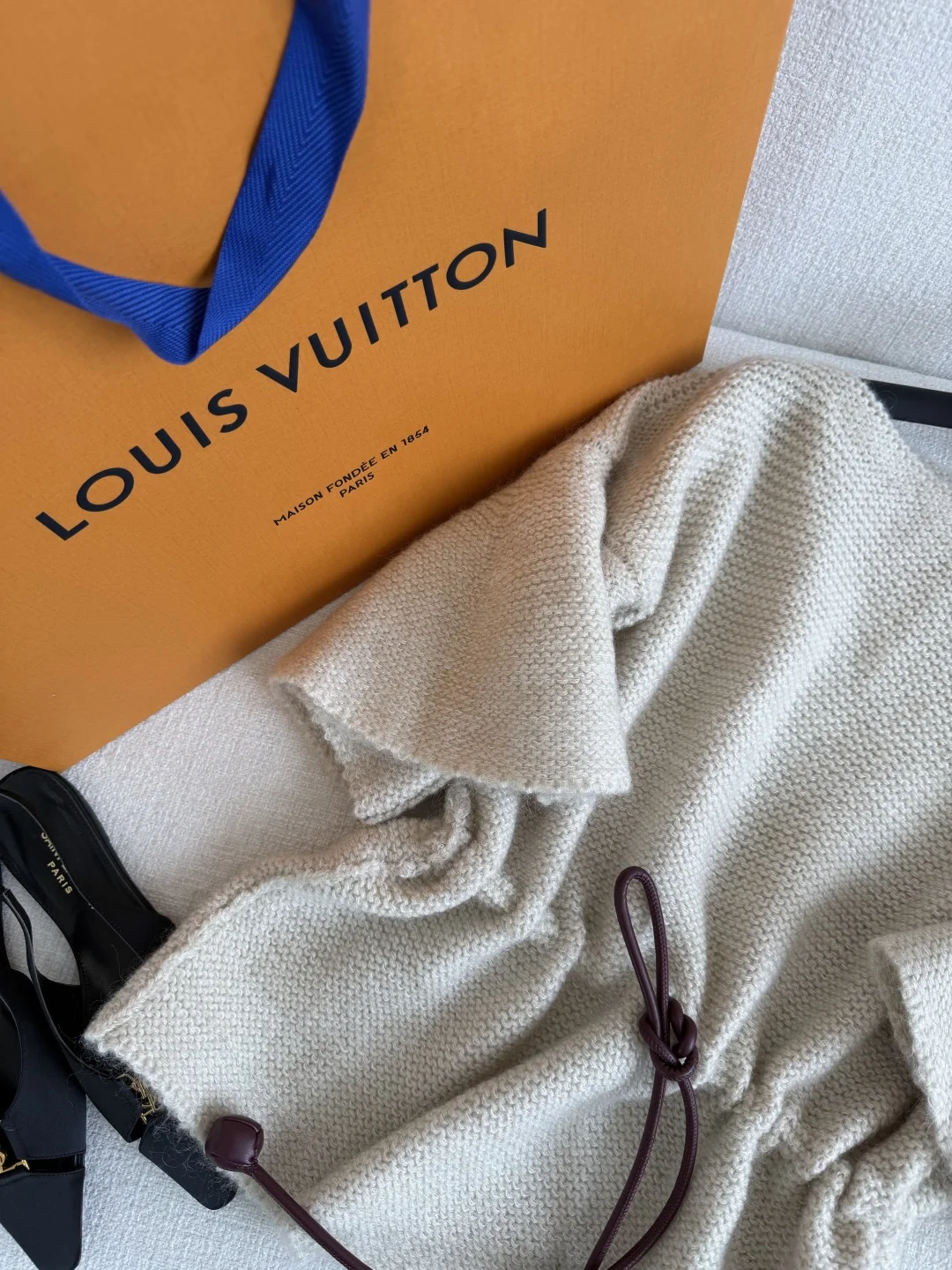 LV Sweaters Mohair Beige-Burgundy S-L C45202609061986 - Image 3