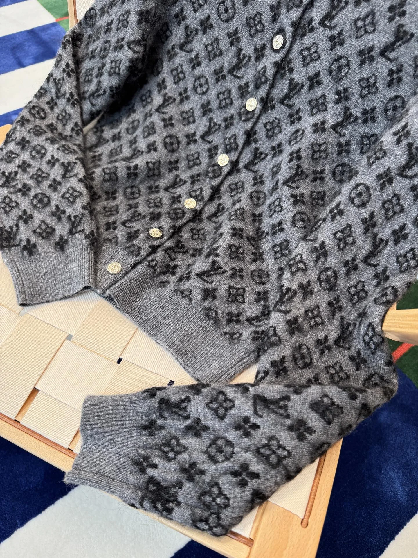 LV Sweaters Mohair Gray-Black S-L D25202609060032 - Image 3