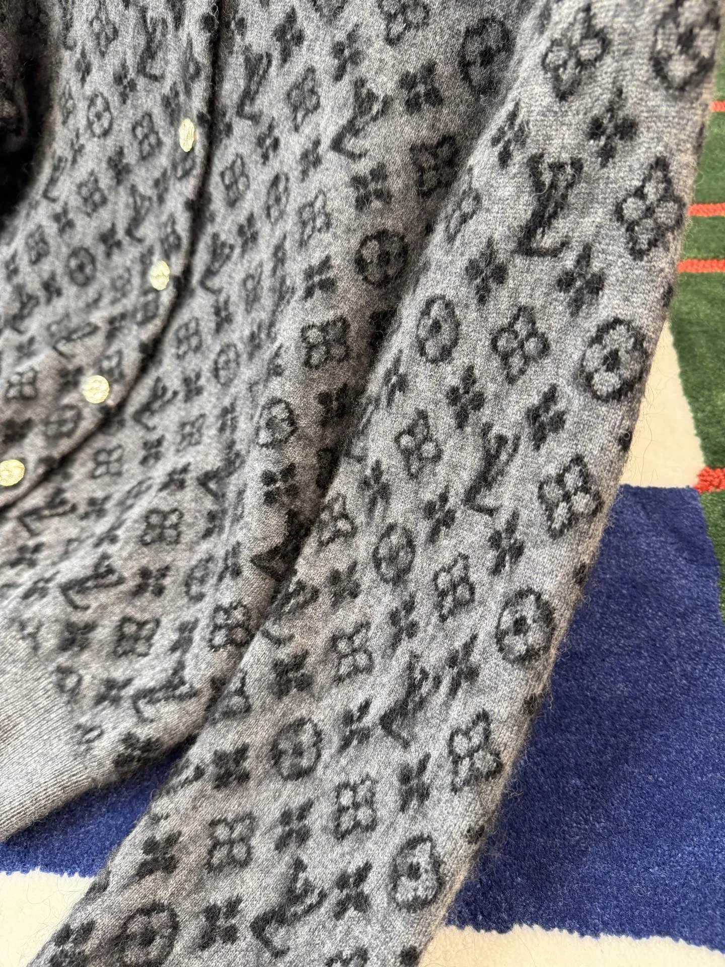 LV Sweaters Mohair Gray-Black S-L D25202609060032 - Image 5