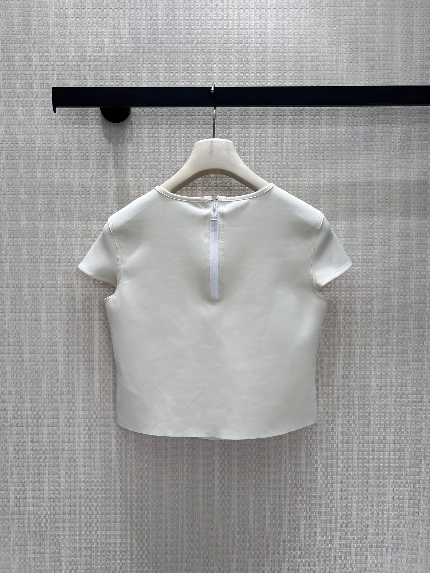 LV T-shirts White-Black S-L B85202609061813 - Image 2