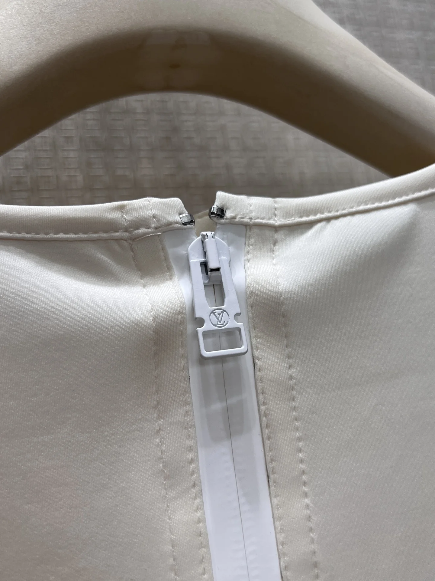 LV T-shirts White-Black S-L B85202609061813 - Image 6